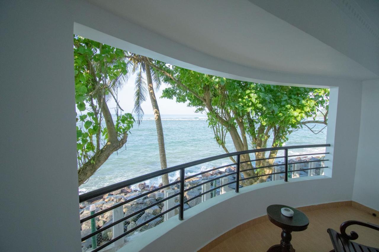 Manara Beach Resort Beruwala Extérieur photo