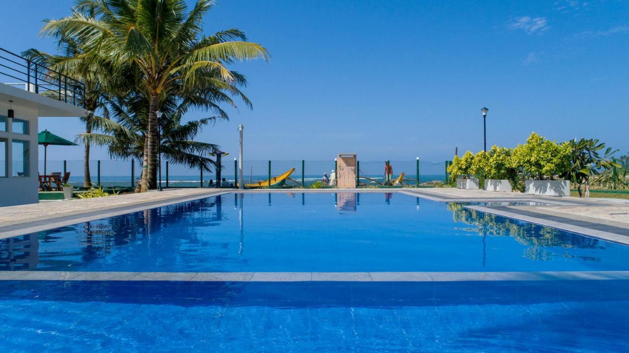 Manara Beach Resort Beruwala Extérieur photo