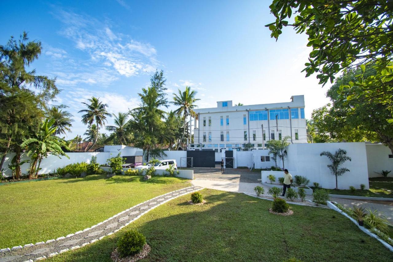 Manara Beach Resort Beruwala Extérieur photo